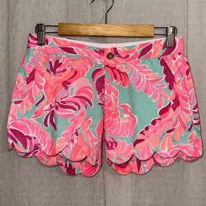 Lilly P 00 4” The Buttercup 💯 Cotton Coral 4 Pocket Scalloped Hem Short